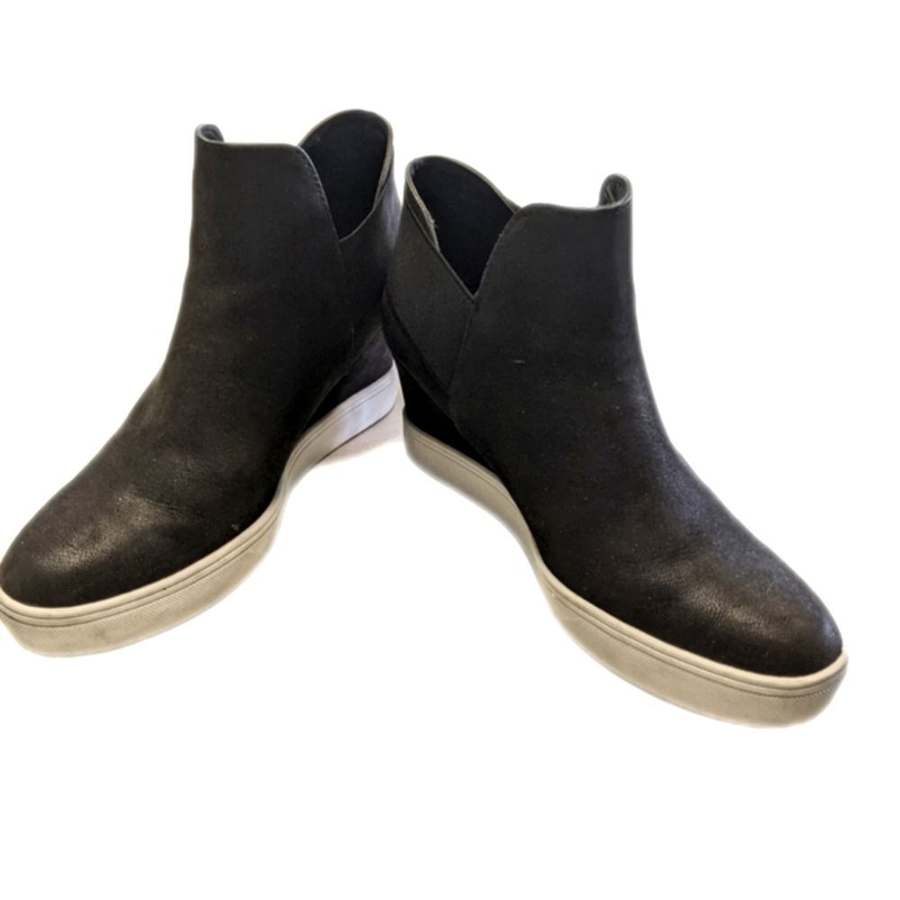 Maurices black & white slip on wedge booties, faux suede, size 9M